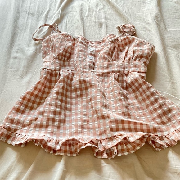 Cute pink checkered babydoll top - Picture 2 of 4